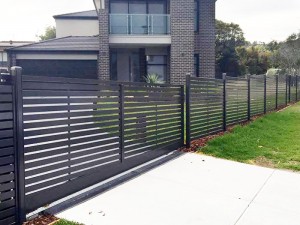 Slat fencing