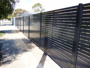 Slat fencing